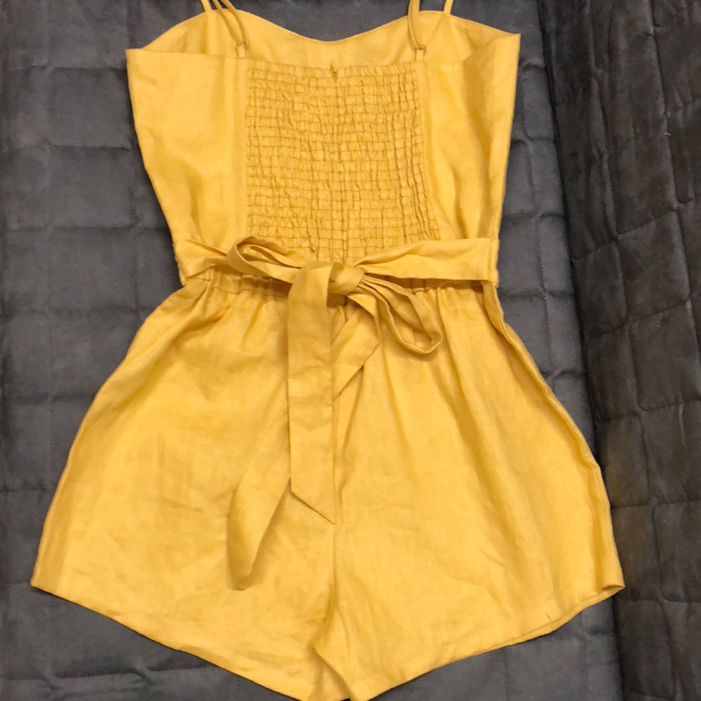 Linen mustard mini romper - Picture 4 of 7